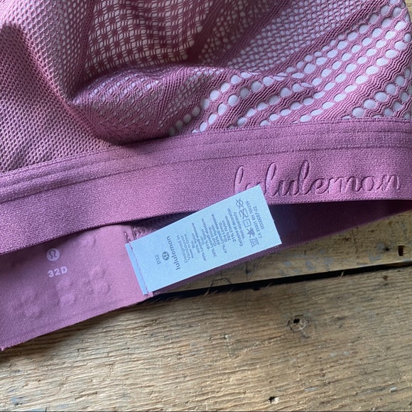 Lululemon Awake to Lace Bra Frosted Plum - Picture 4 of 4